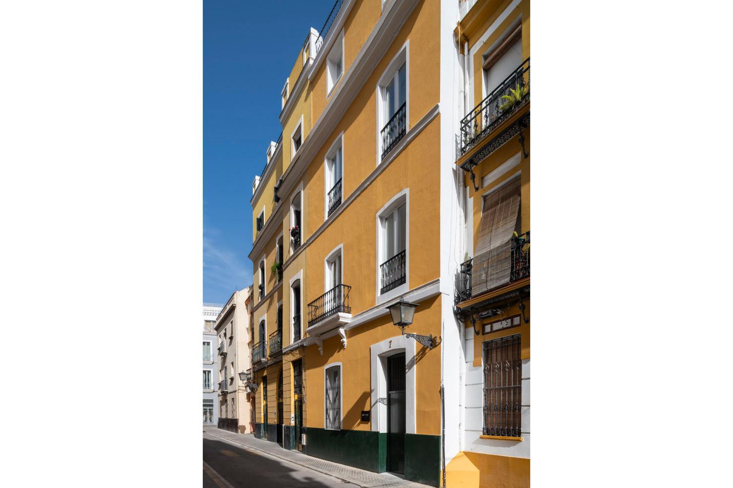 Magno Apartments Almansa Севілья Екстер'єр фото