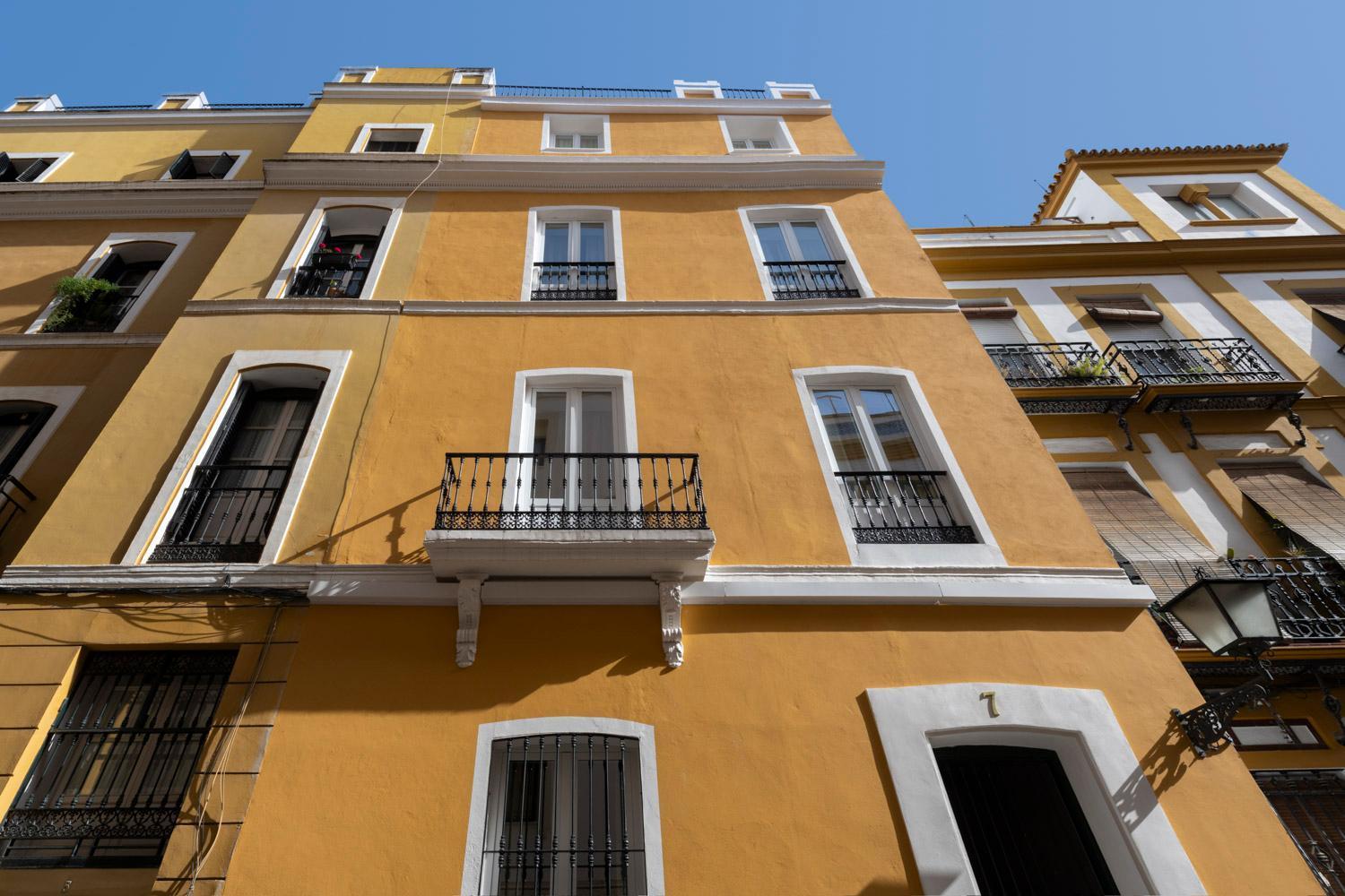 Magno Apartments Almansa Севілья Екстер'єр фото